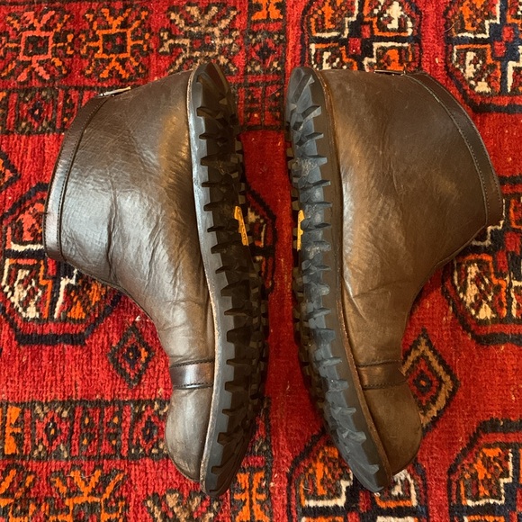 Cydwoq Ankle Boots - Picture 3 of 8